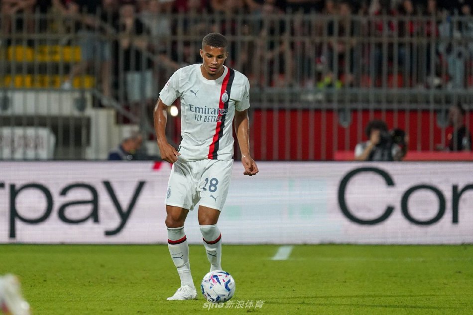 吸引着许多 吸引着许多