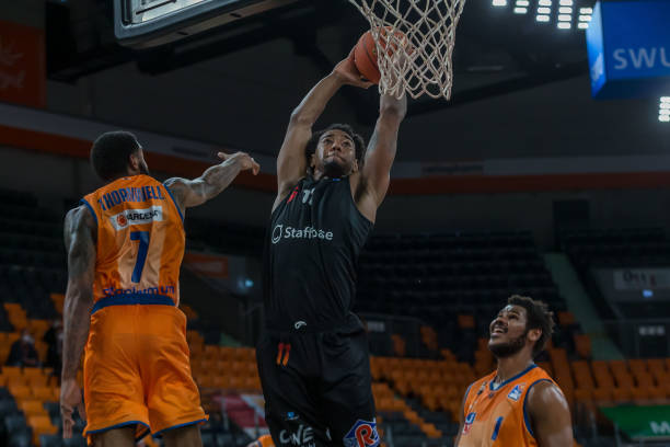 超赛场上一 超赛场上一