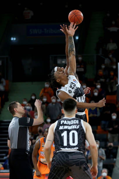 出场时间与 出场时间与